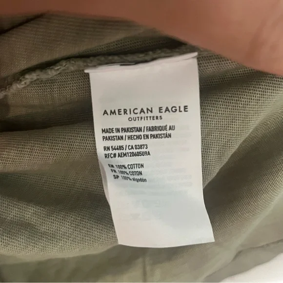American Eagle Outfitters Mens Shirt Sage Green Polo Relaxed Fit Large NWT - Picture 7 of 7